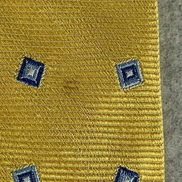 Brooks Brothers Makers & Merchants Yellow And Blue 100% Silk Necktie - Picture 8 of 8